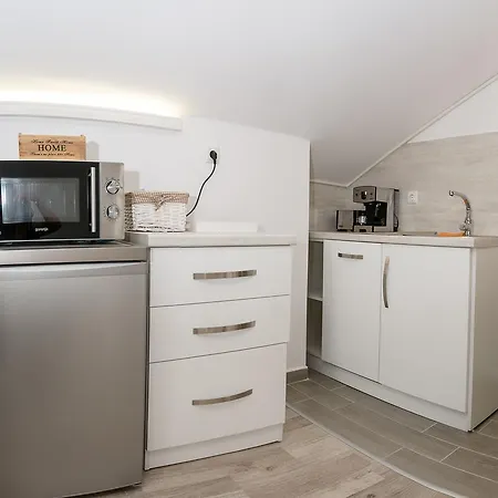 Guest house Velisto *